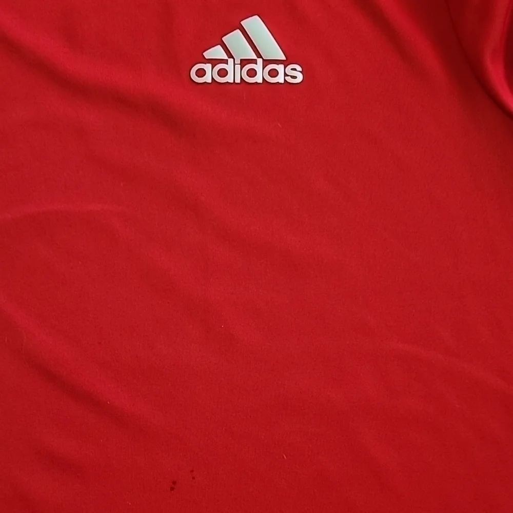 𝅺adidas Red Climalite Athletic T-shirt